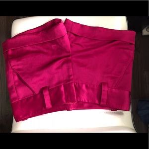 Alice+Olivia Hot pink Trouser Shorts size 4